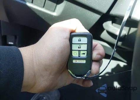 2022 Honda Pilot Awd Trailsport z USA, uszkodzony, nr VIN 5FNYF6H8XNB064361